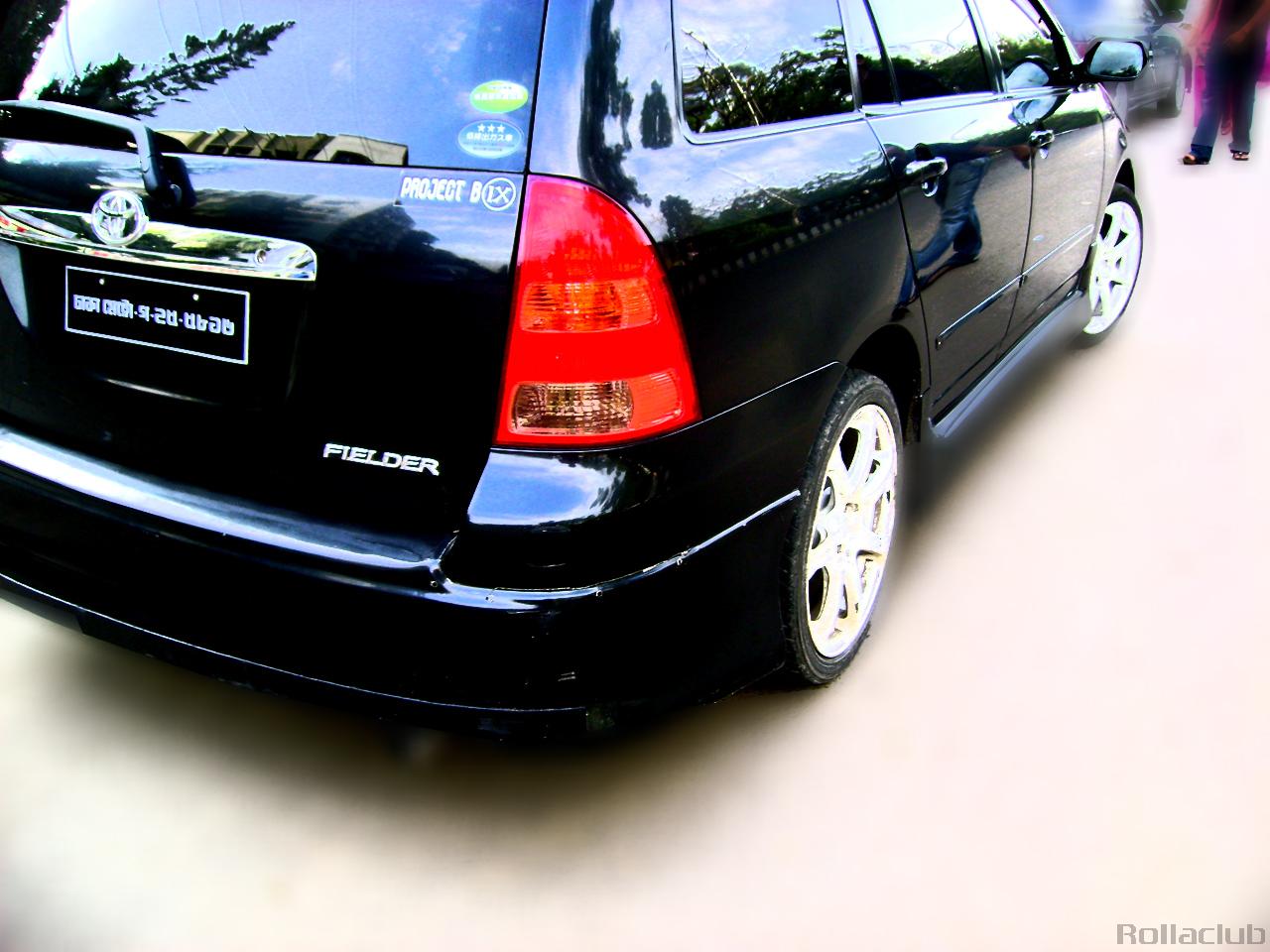 2004 Toyota Corolla Fielder