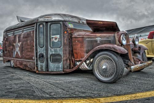 hotrodbus2.jpg