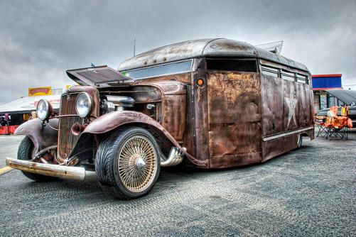 hotrodbus.jpg