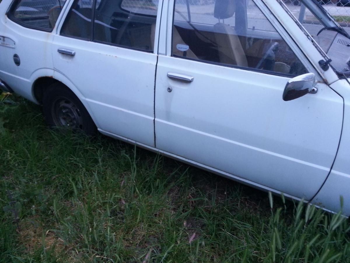 Wrecking Ke36 Station Wagon (Sa)