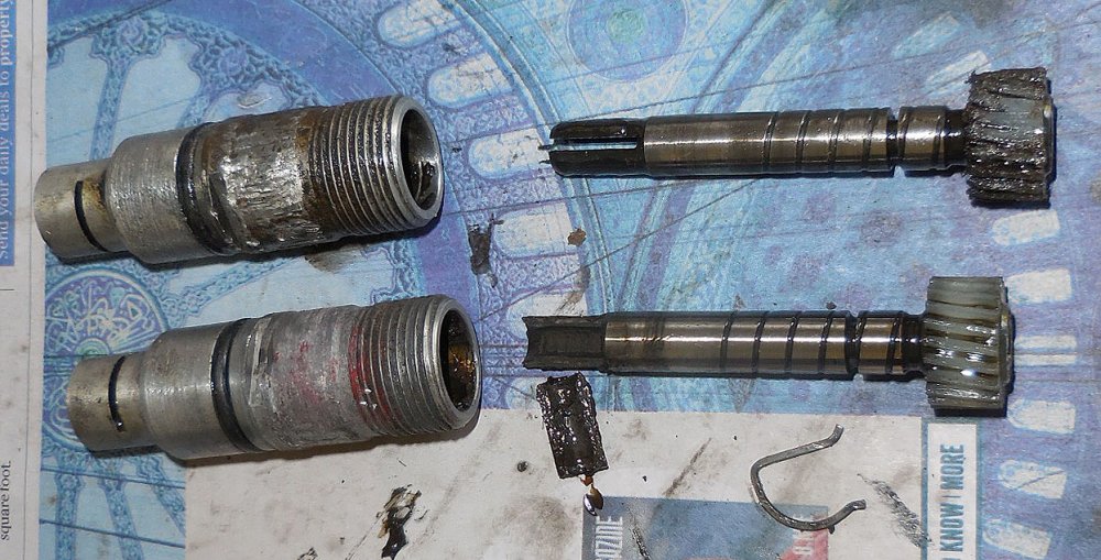 G T50 speedo drives.jpg