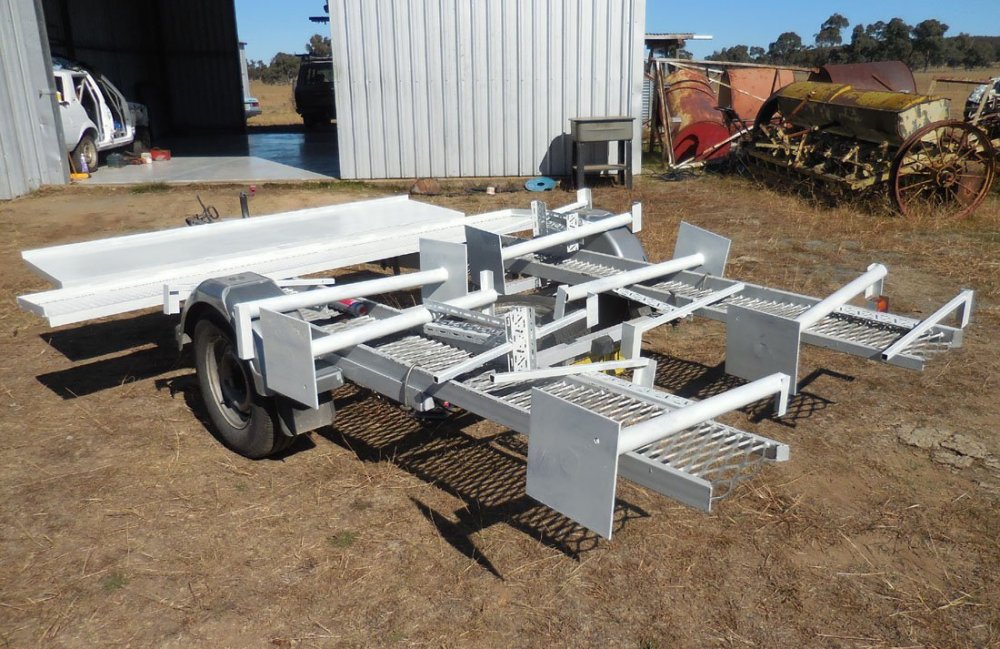 493491784_Dpaintingbenches.thumb.jpg.ec7e975f2a7bac4a5343fee843da9855.jpg
