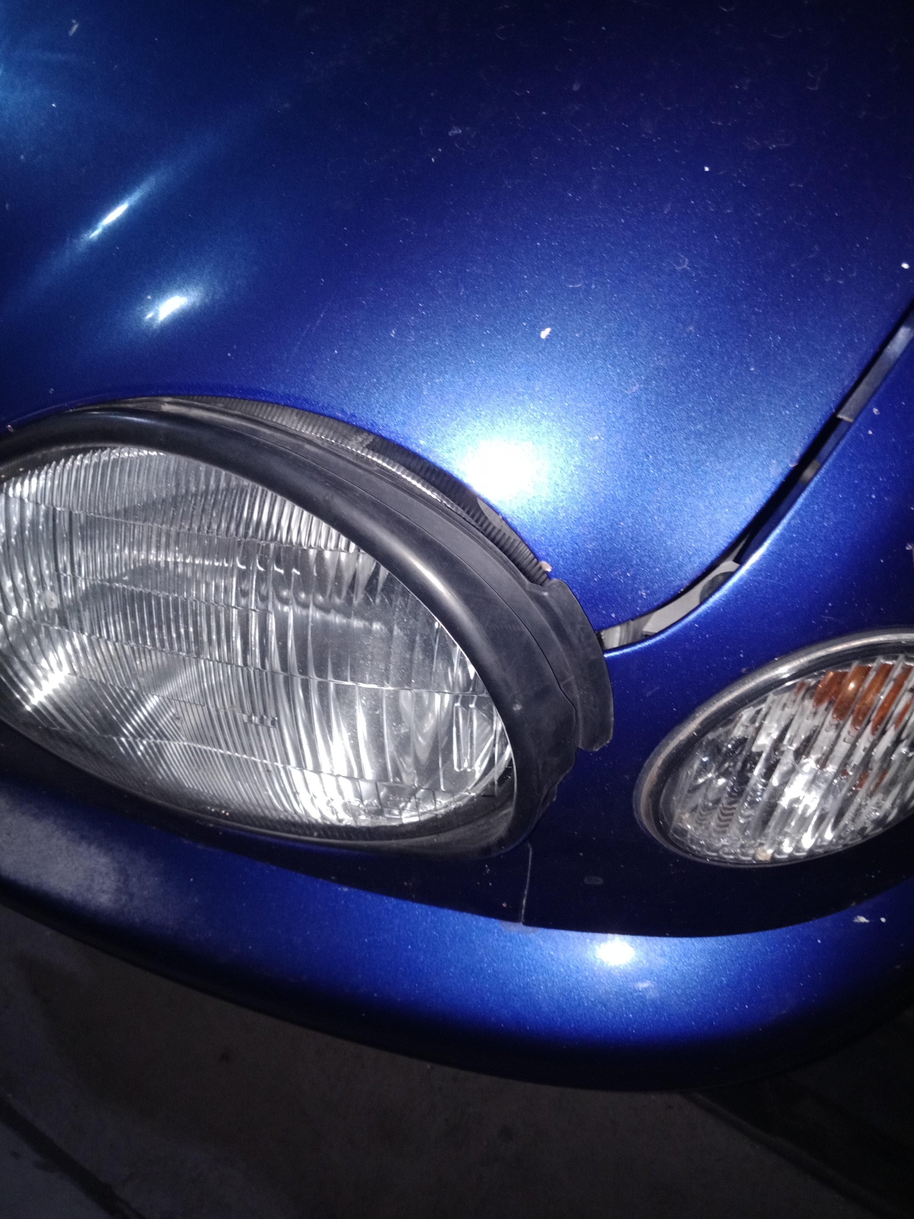 Fix headlight gaskets??